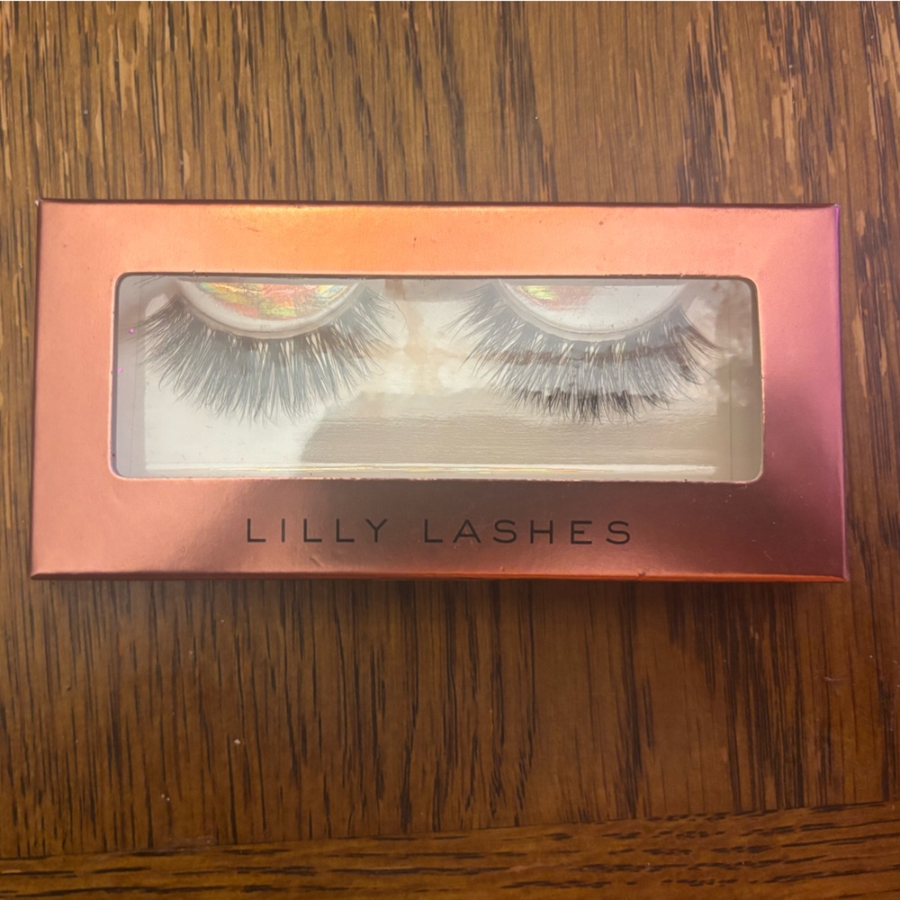 🚨Lilly Lashes Limited Edition Faux Mink 🚨🎉 HOST PICK!! 🎉🚨
